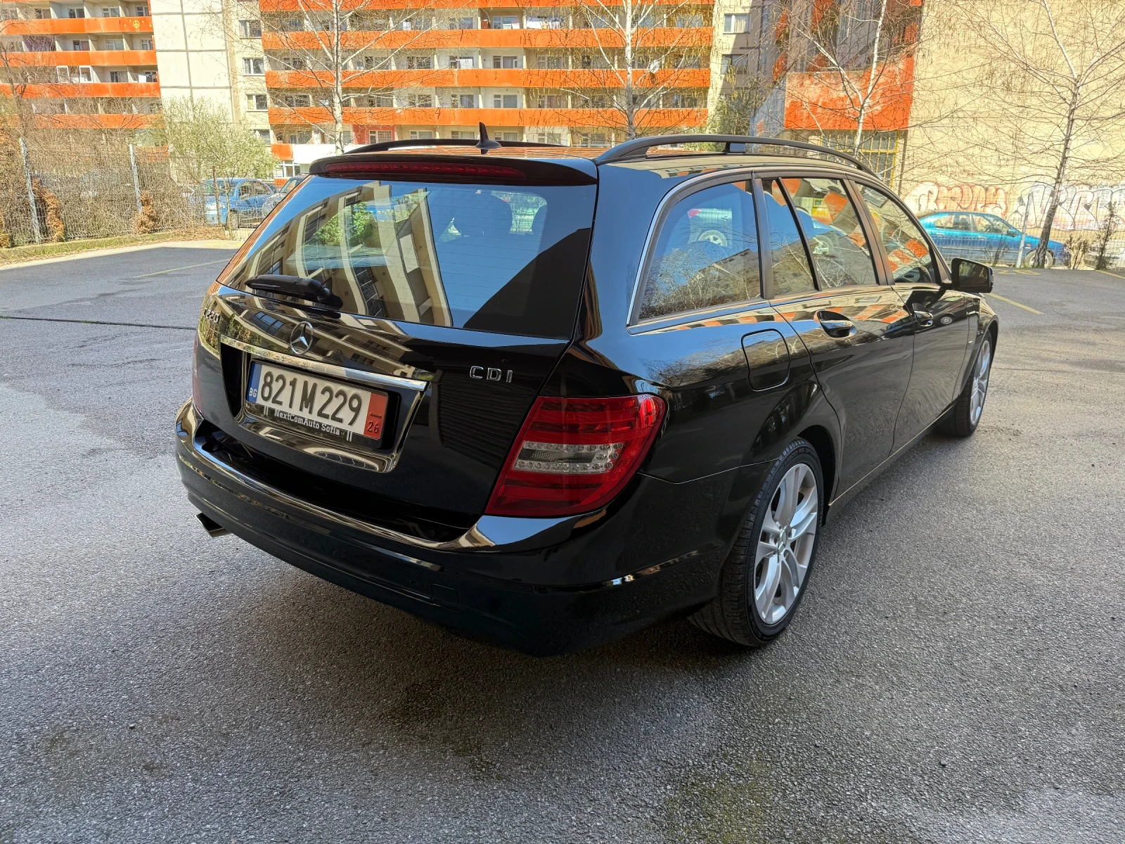 Mercedes-Benz C 220 C220 7G FACE AVANGARDE - MULTIBEAM КОЖА Bi-Xenon, снимка 4 - Автомобили и джипове - 54109282