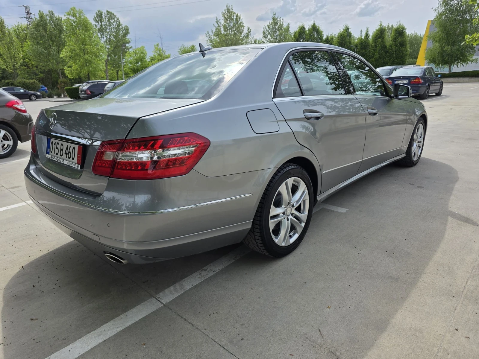 Mercedes-Benz E 350 3, 0CDI-231kc Avantgarde , снимка 5 - Автомобили и джипове - 54477575