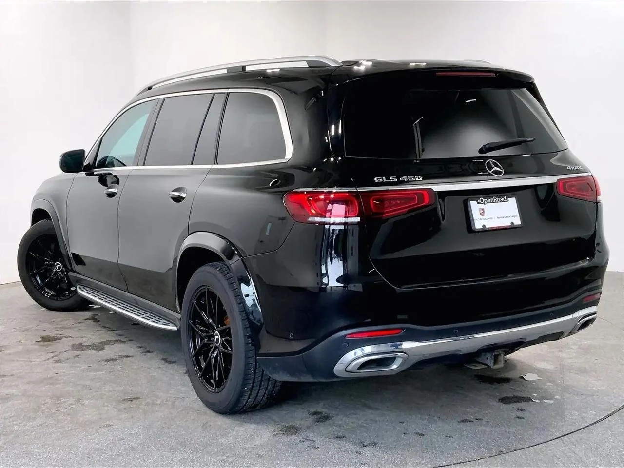 Mercedes-Benz GLS 450 4M* AMG* Distr* 7 Места* , снимка 17 - Автомобили и джипове - 54658902