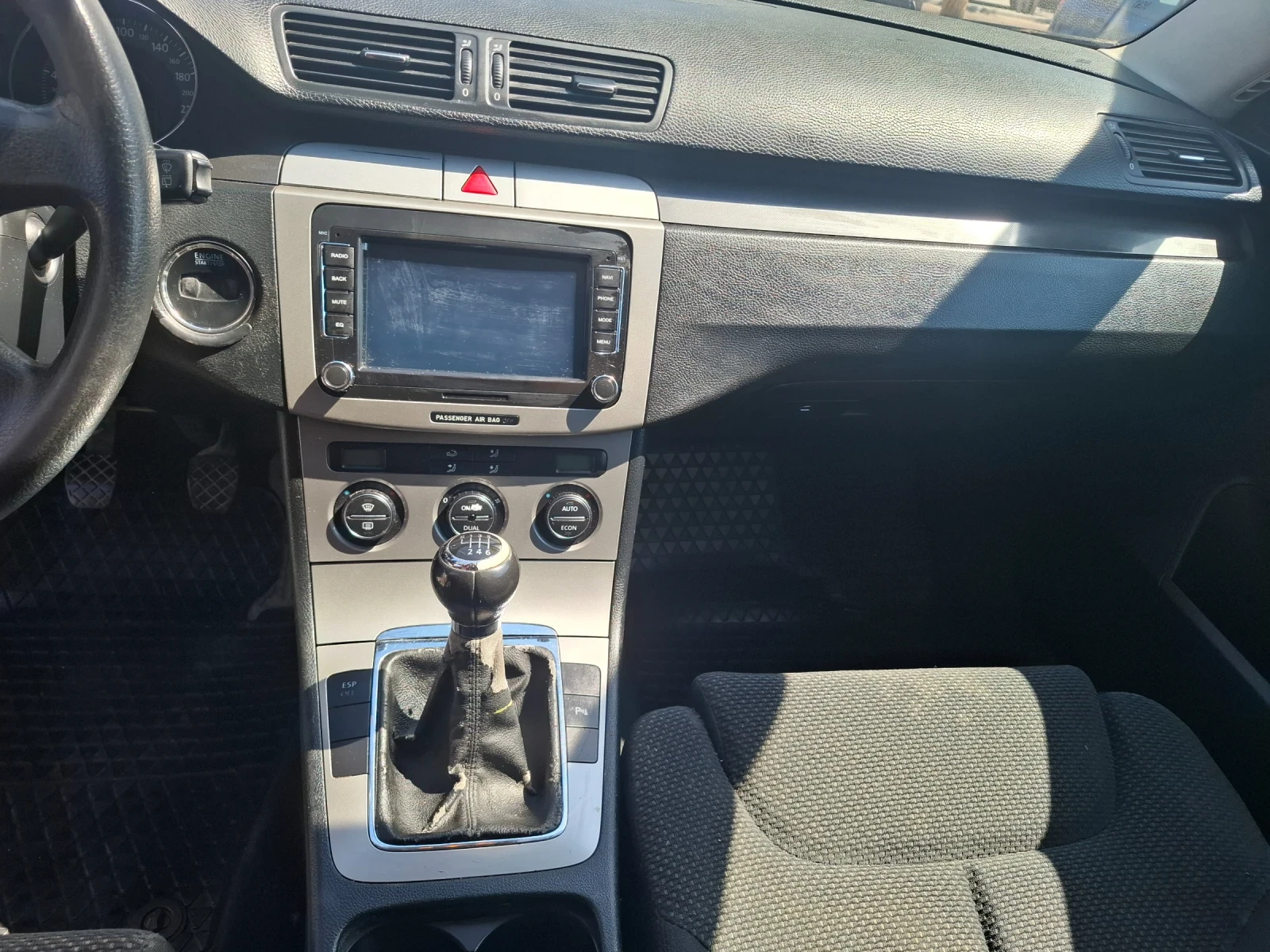 VW Passat, снимка 12 - Автомобили и джипове - 55192232