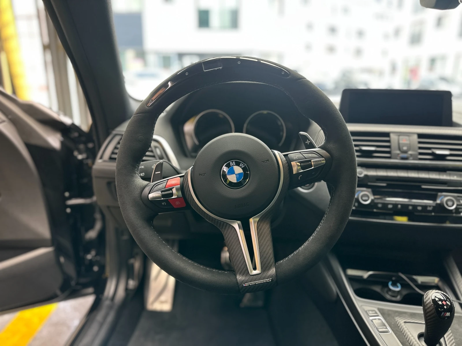 BMW M2 ПОДГРЕВ ВОЛАН* КРАЙНА ЦЕНА, снимка 7 - Автомобили и джипове - 55271905