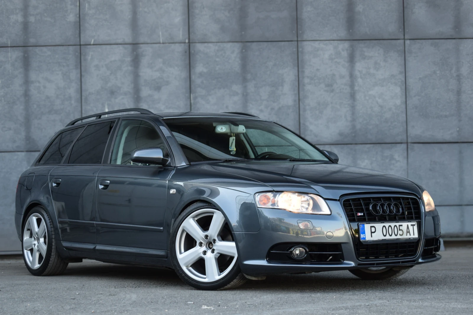 Audi A4 2.0 TDI, снимка 2 - Автомобили и джипове - 55433652
