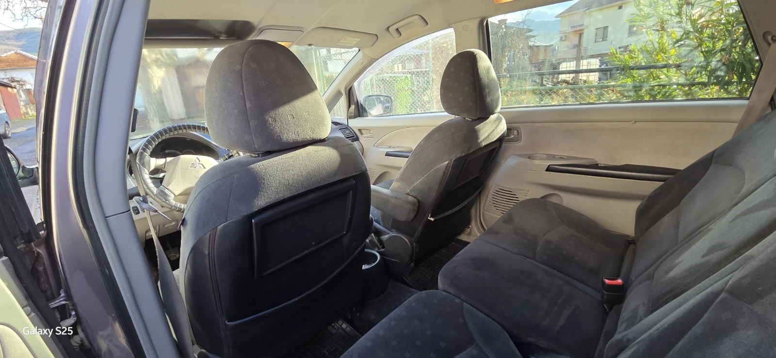 Mitsubishi Grandis, снимка 5 - Автомобили и джипове - 55963363
