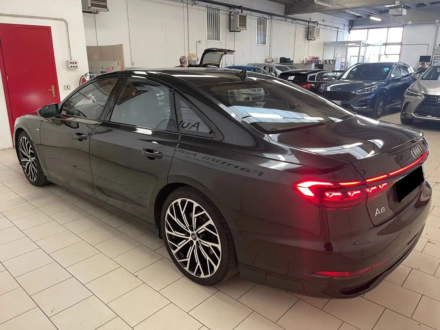 Audi A8 50TDI Quattro, снимка 2 - Автомобили и джипове - 56309257