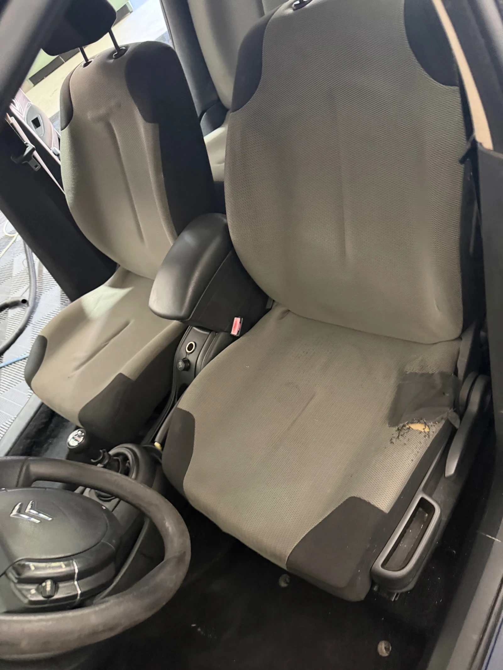Citroen C4 1.6 110кс газ, снимка 15 - Автомобили и джипове - 56357673