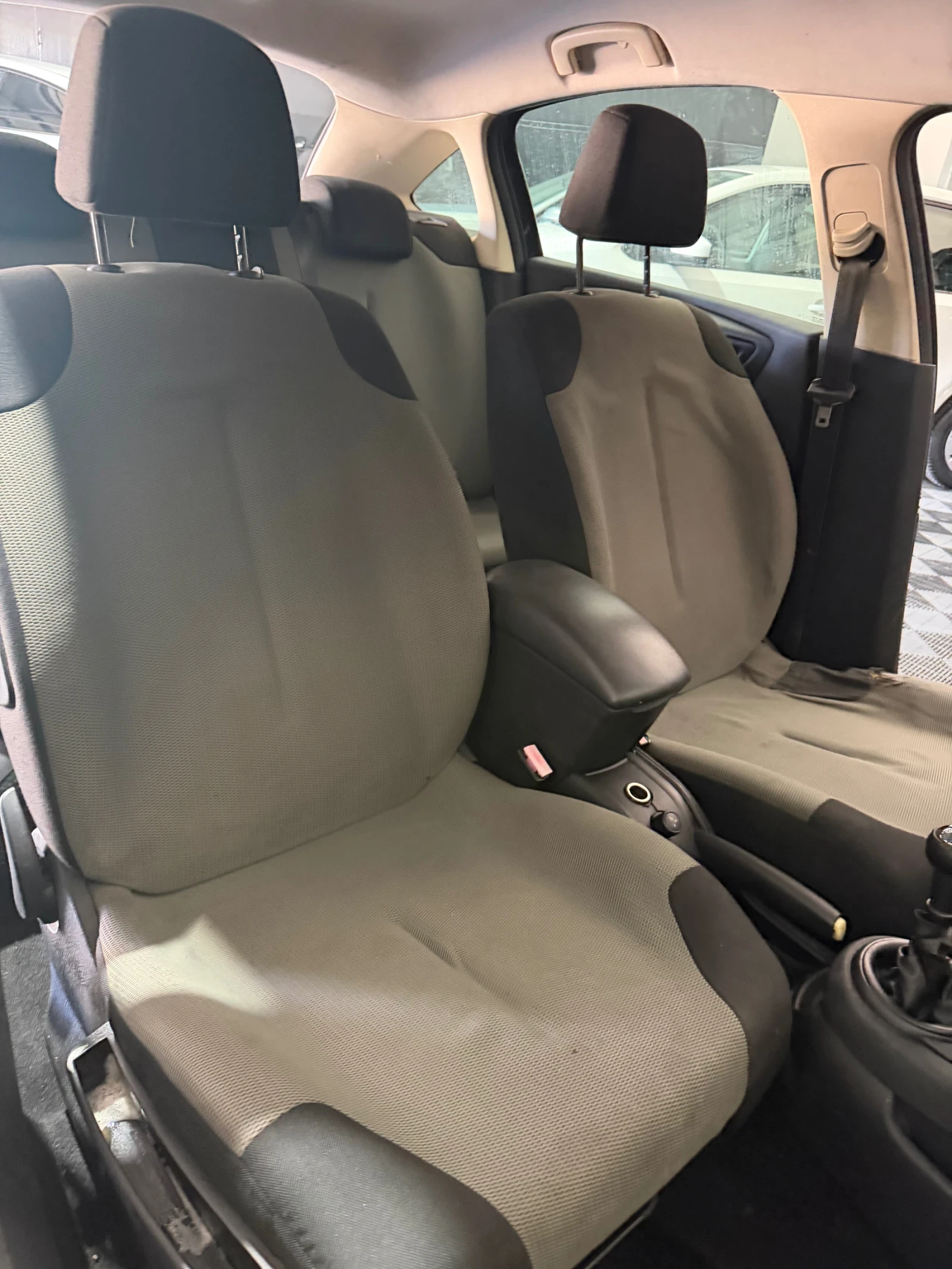 Citroen C4 1.6 110кс газ, снимка 11 - Автомобили и джипове - 56357673
