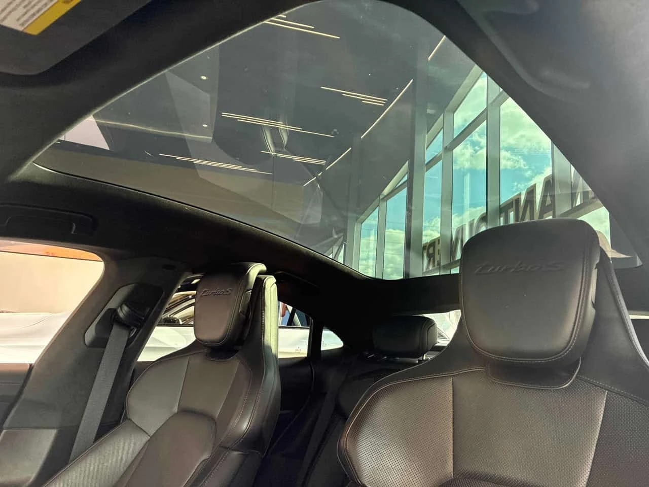 Porsche Taycan * Turbo * CARFAX * ����� �� ����������� | Mobile.bg � ����������� 12