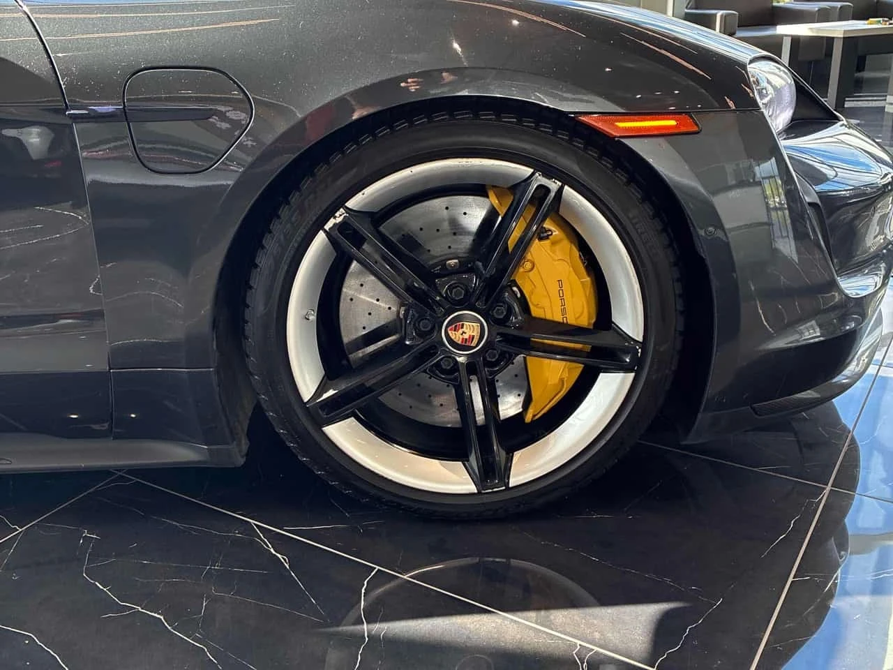 Porsche Taycan * Turbo * CARFAX * ����� �� ����������� | Mobile.bg � ����������� 7
