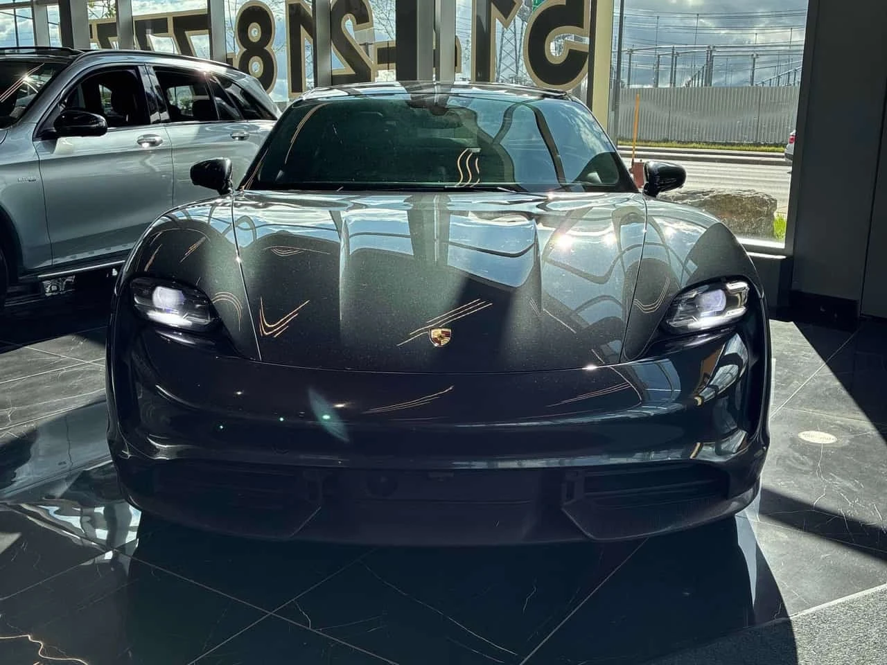 Porsche Taycan * Turbo * CARFAX * ����� �� ����������� | Mobile.bg � ����������� 6