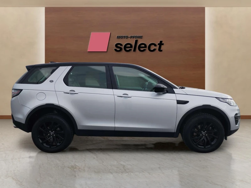 Land Rover Discovery Sport 2.0 TD4, снимка 4 - Автомобили и джипове - 52888321