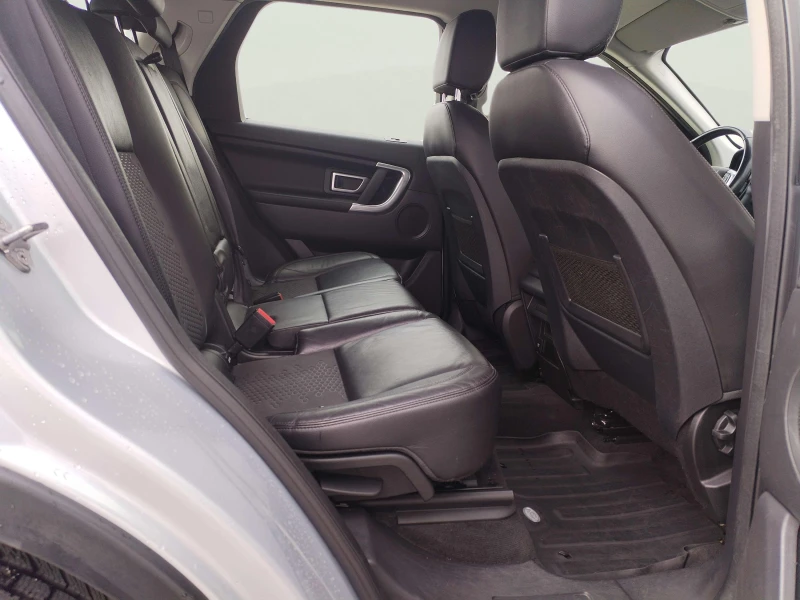 Land Rover Discovery Sport 2.0 TD4, снимка 10 - Автомобили и джипове - 52888321