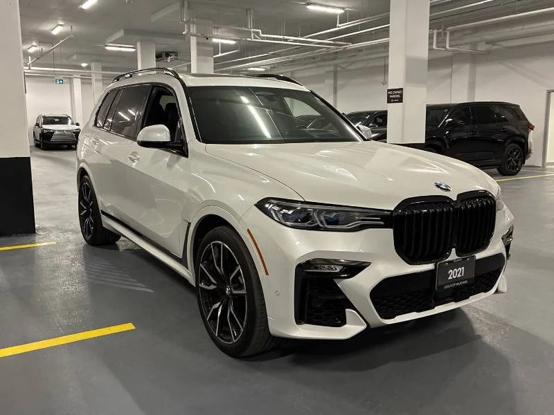 BMW X7 * xDrive40i * 7 МЕСТЕН * ВЪЗДУШНО * ДИСТРОНИК* 360, снимка 3 - Автомобили и джипове - 54751119