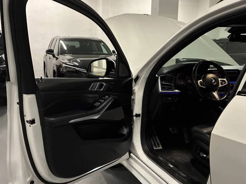 BMW X7 * xDrive40i * 7 МЕСТЕН * ВЪЗДУШНО * ДИСТРОНИК* 360, снимка 14 - Автомобили и джипове - 54751119