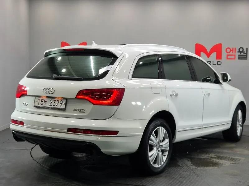 Audi Q7 3.0 TDI Quattro - САМО 30% АВАНС, снимка 2 - Автомобили и джипове - 55951557