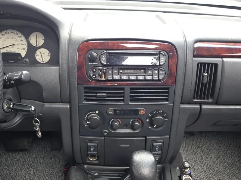 Jeep Cherokee 4.7 Limited Wj, снимка 14 - Автомобили и джипове - 56252908