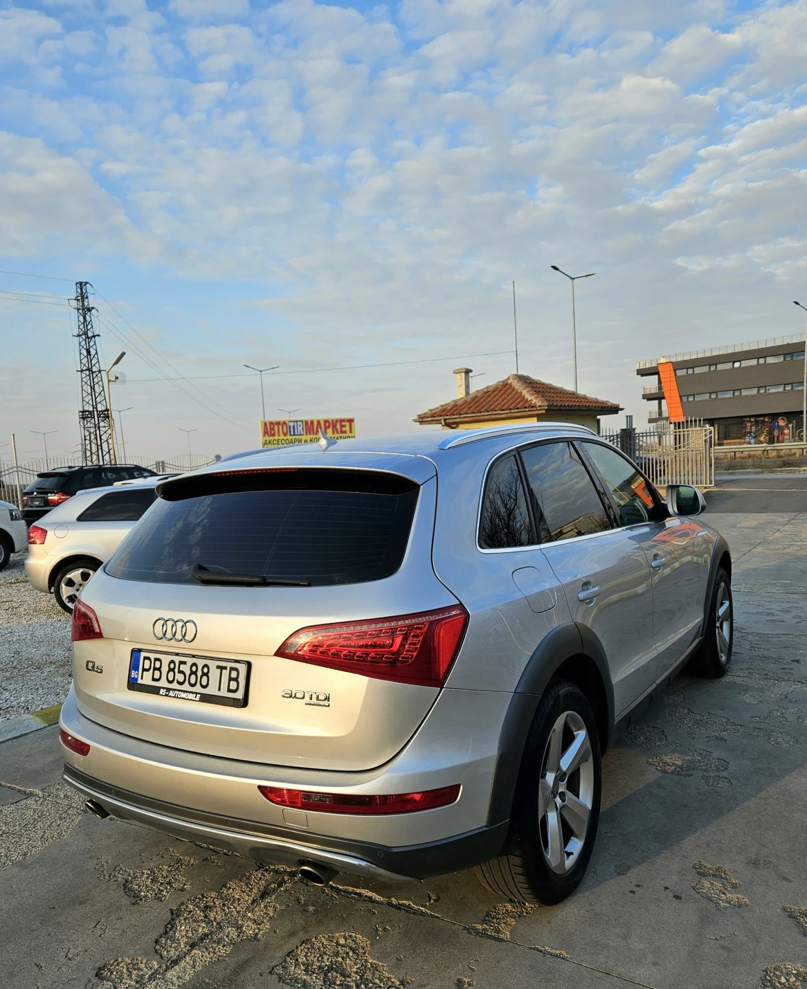 Audi Q5 3.0tdi 4x4 Offroad Bang&Olufsen - изображение 7