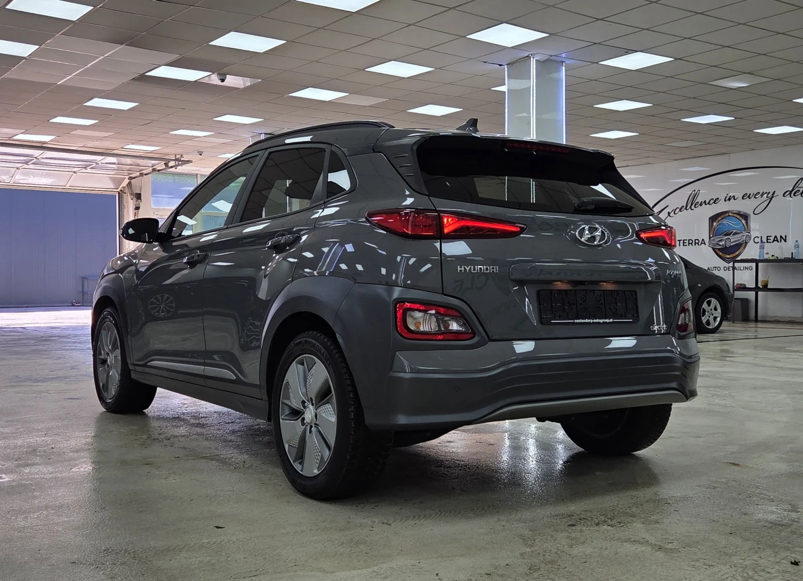 Hyundai Kona 64KWh/SOH100%/Blue Link, снимка 5 - Автомобили и джипове - 54700517