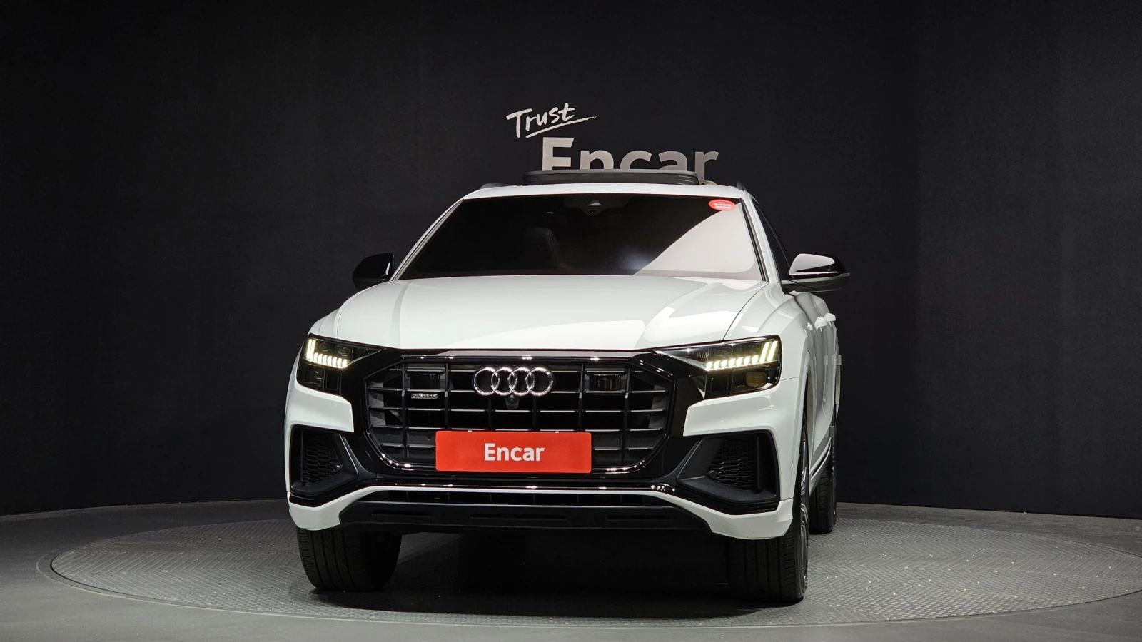 Audi Q8 MATRIX* DIS* SOFT-CLOSE* МАСАЖ* ОБДУХ* 360* HUD* S, снимка 2 - Автомобили и джипове - 55087284