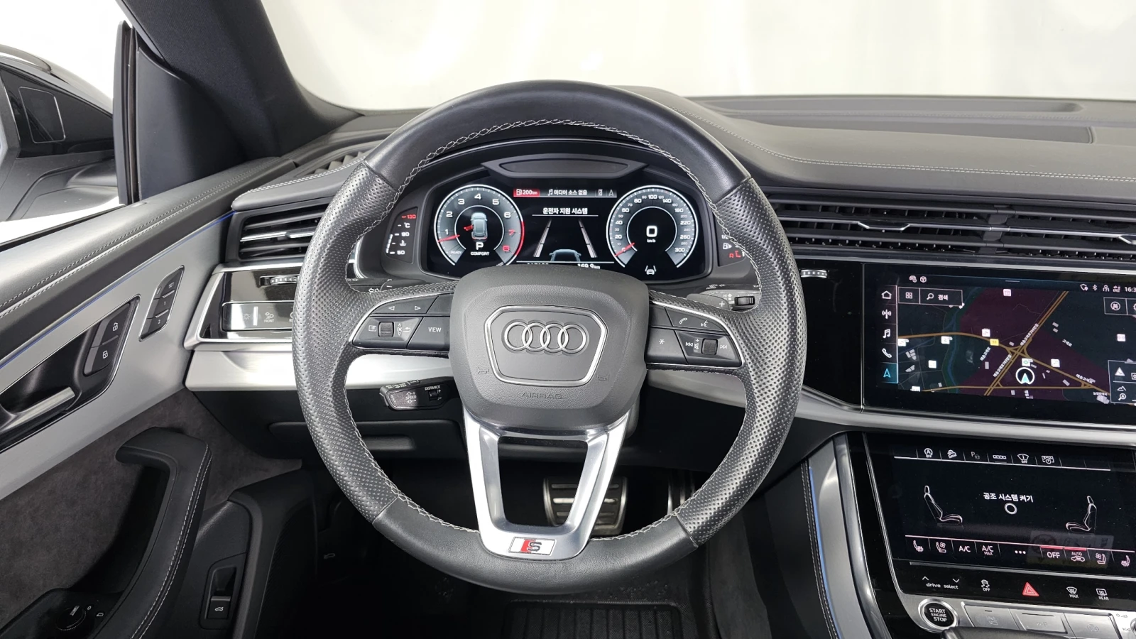 Audi Q8 MATRIX* DIS* SOFT-CLOSE* МАСАЖ* ОБДУХ* 360* HUD* S, снимка 5 - Автомобили и джипове - 55087284