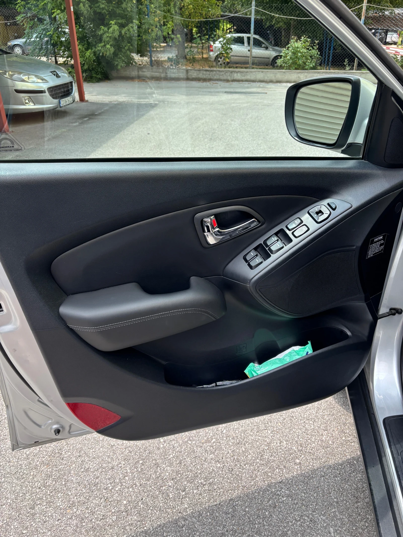 Hyundai IX35 1.7D, снимка 10 - Автомобили и джипове - 55145357