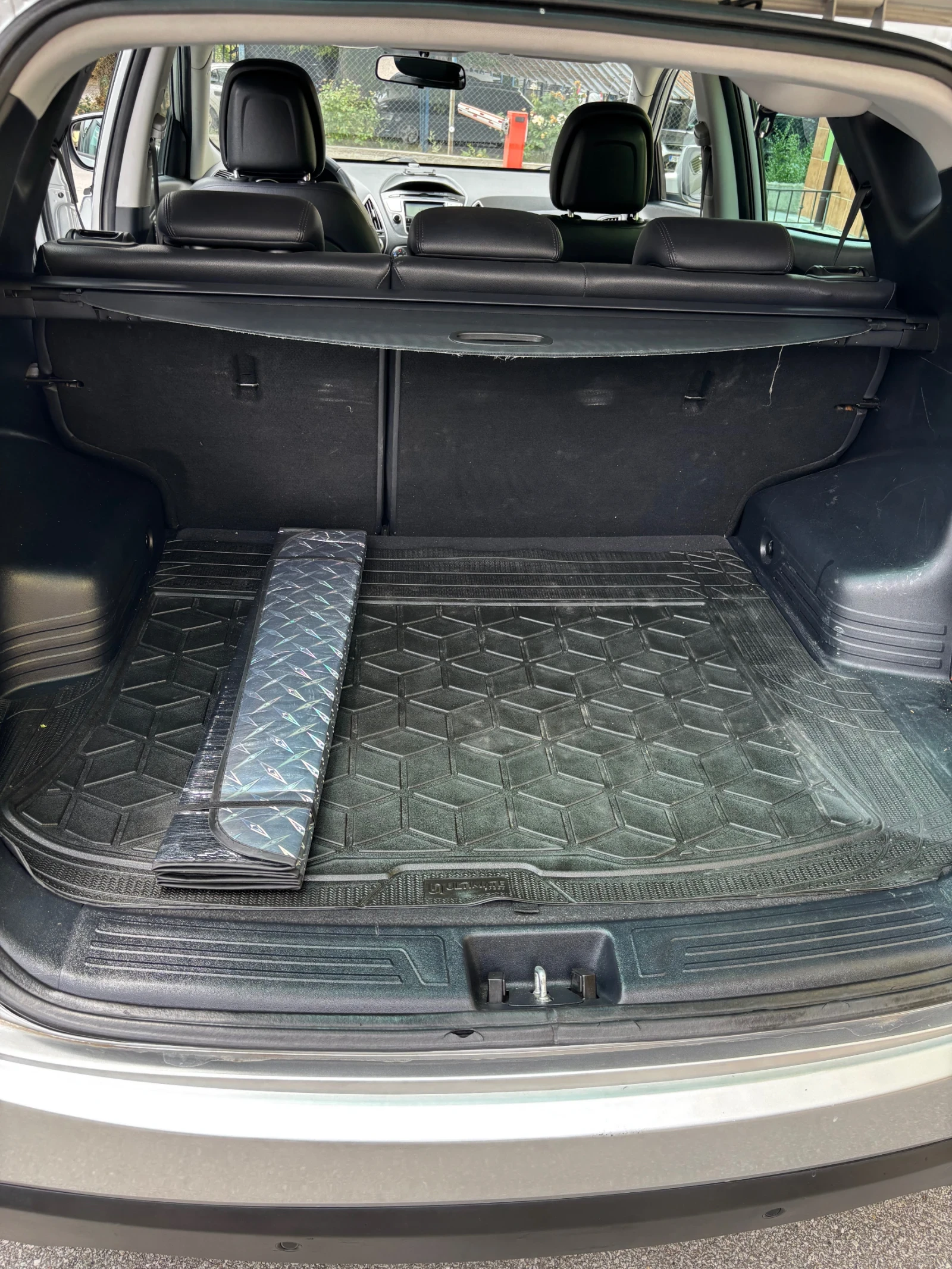 Hyundai IX35 1.7D, снимка 15 - Автомобили и джипове - 55145357