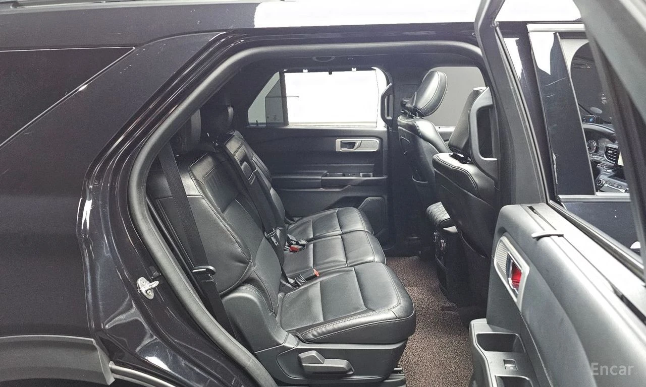 Ford Explorer 2.3 LIMITED 4x4* DISTRONIC* 360* ПОДГРЕВ* ОБДУХ* , снимка 15 - Автомобили и джипове - 55531567