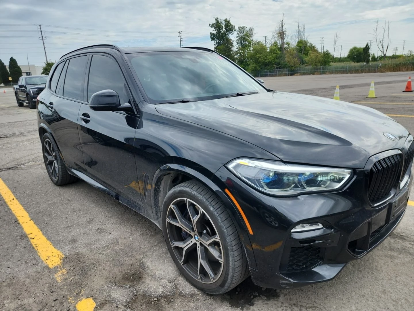 BMW X5 M-pkg* Harman/Kardon* Soft-Close* Обдух* Head-Up* , снимка 2 - Автомобили и джипове - 55613907