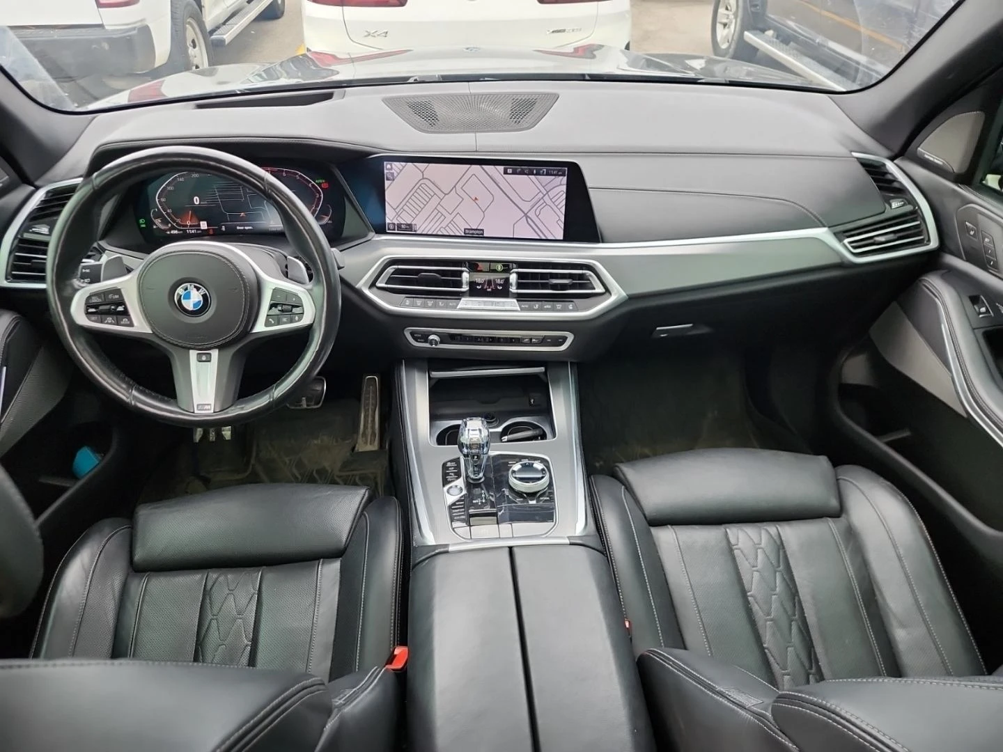 BMW X5 M-pkg* Harman/Kardon* Soft-Close* Обдух* Head-Up* , снимка 6 - Автомобили и джипове - 55613907