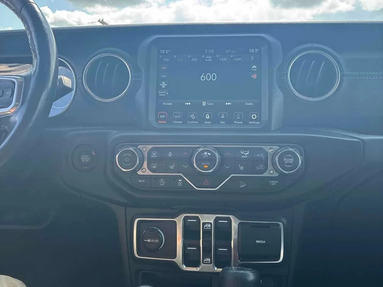 Jeep Wrangler UNLIMITED8SAHARA* Back cam* Long base* Подгрев* , снимка 10 - Автомобили и джипове - 55805354