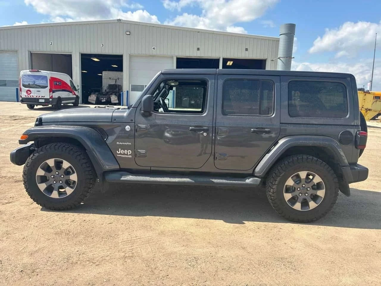 Jeep Wrangler UNLIMITED8SAHARA* Back cam* Long base* Подгрев* , снимка 4 - Автомобили и джипове - 55805354