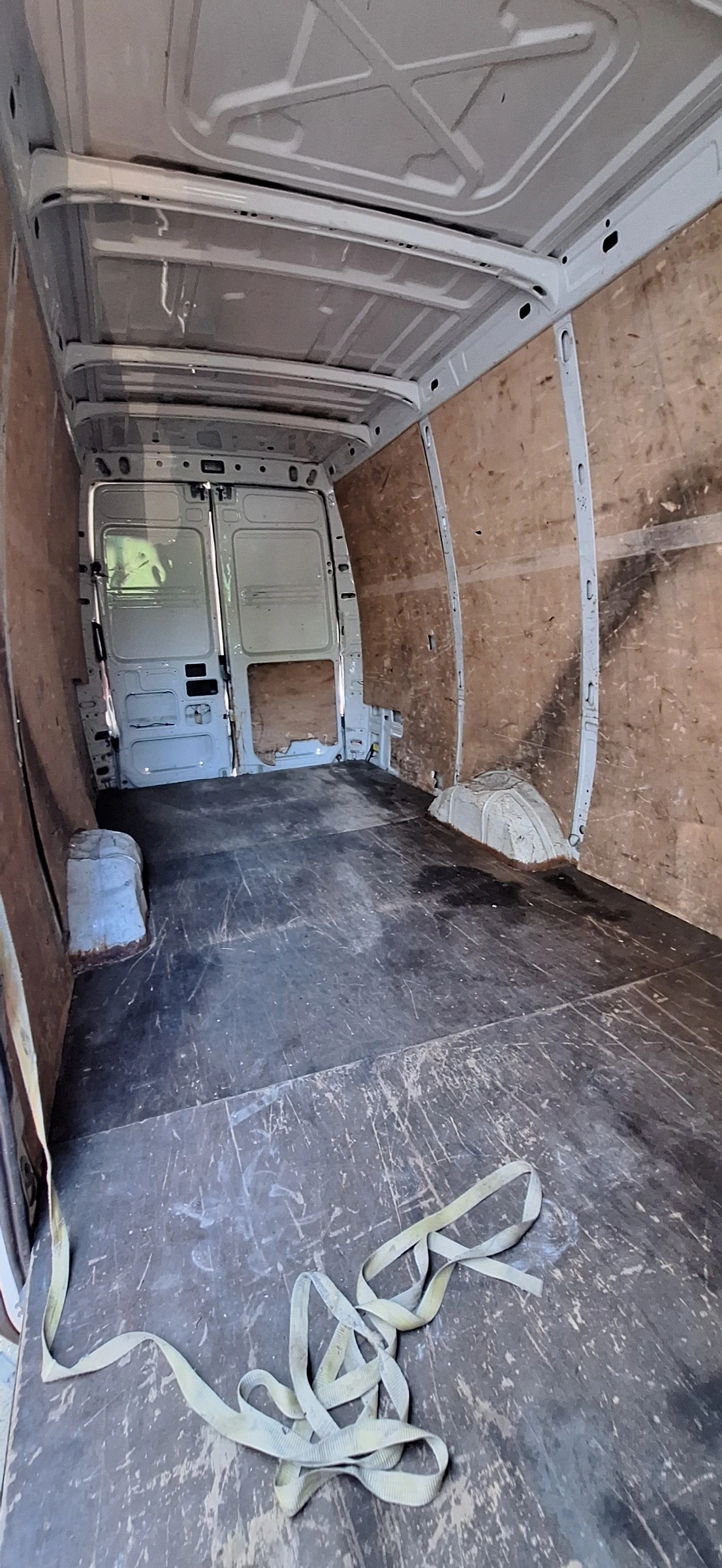 Iveco 35s13  - изображение 9