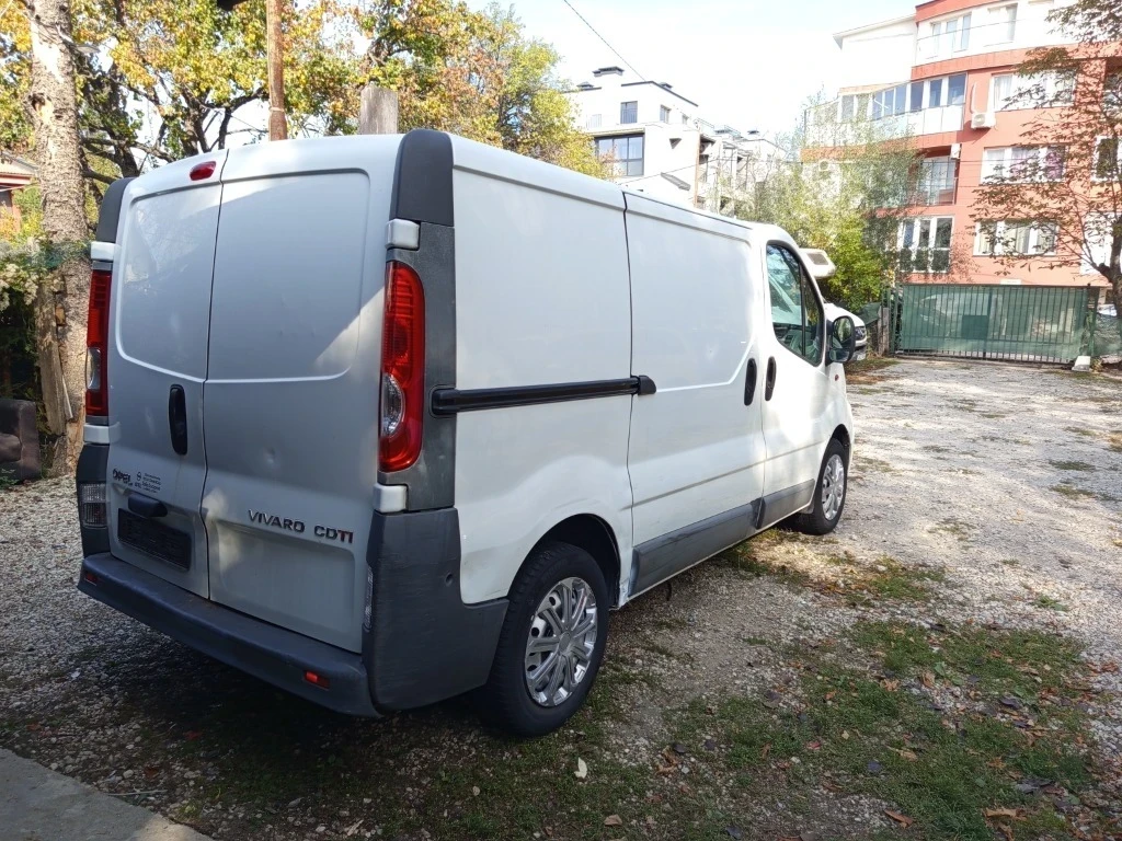 Opel Vivaro 2.0D, снимка 2 - Бусове и автобуси - 54637516