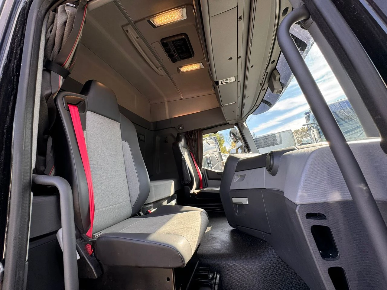 Renault T Renault T 480 - изображение 5