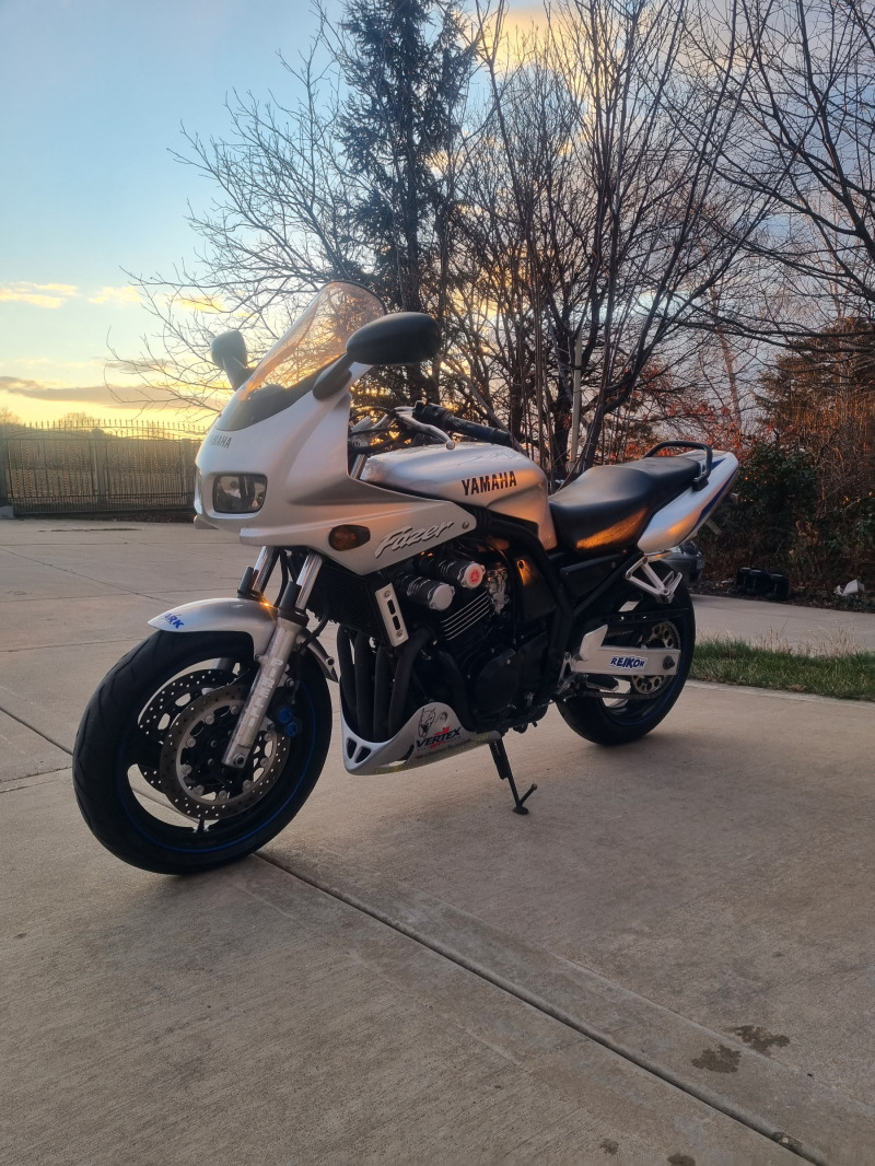 Yamaha Fazer, снимка 4 - Мотоциклети и мототехника - 46354773