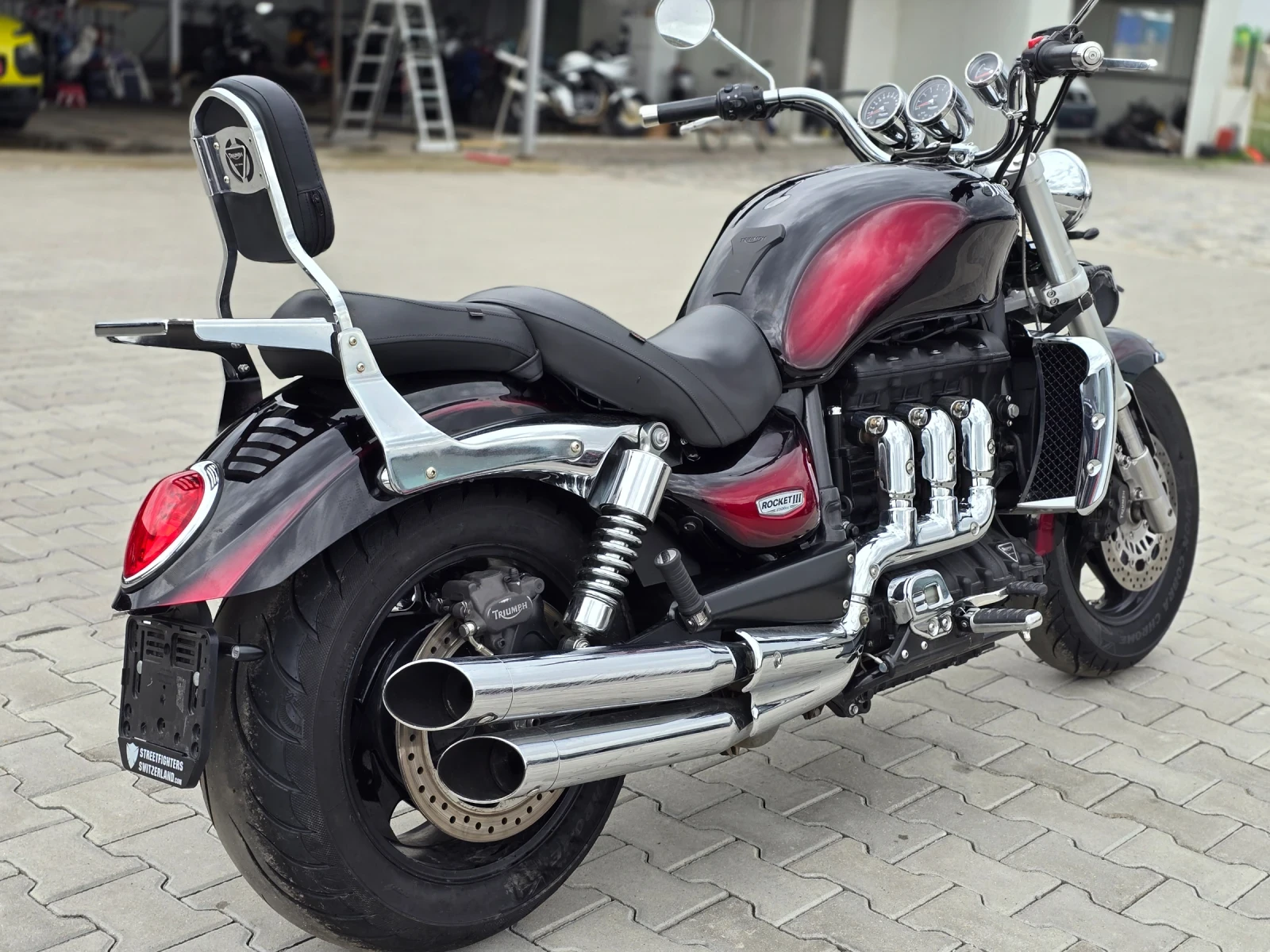 Triumph Rocket III 2300 2 броя Швейцария  - изображение 10