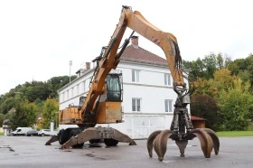 Багер Liebherr A924C, снимка 5