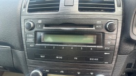 Радио за Toyota Avensis  T27 2009-2011 Преди фейс / Работещо отлично!, снимка 1 - Части - 45994788