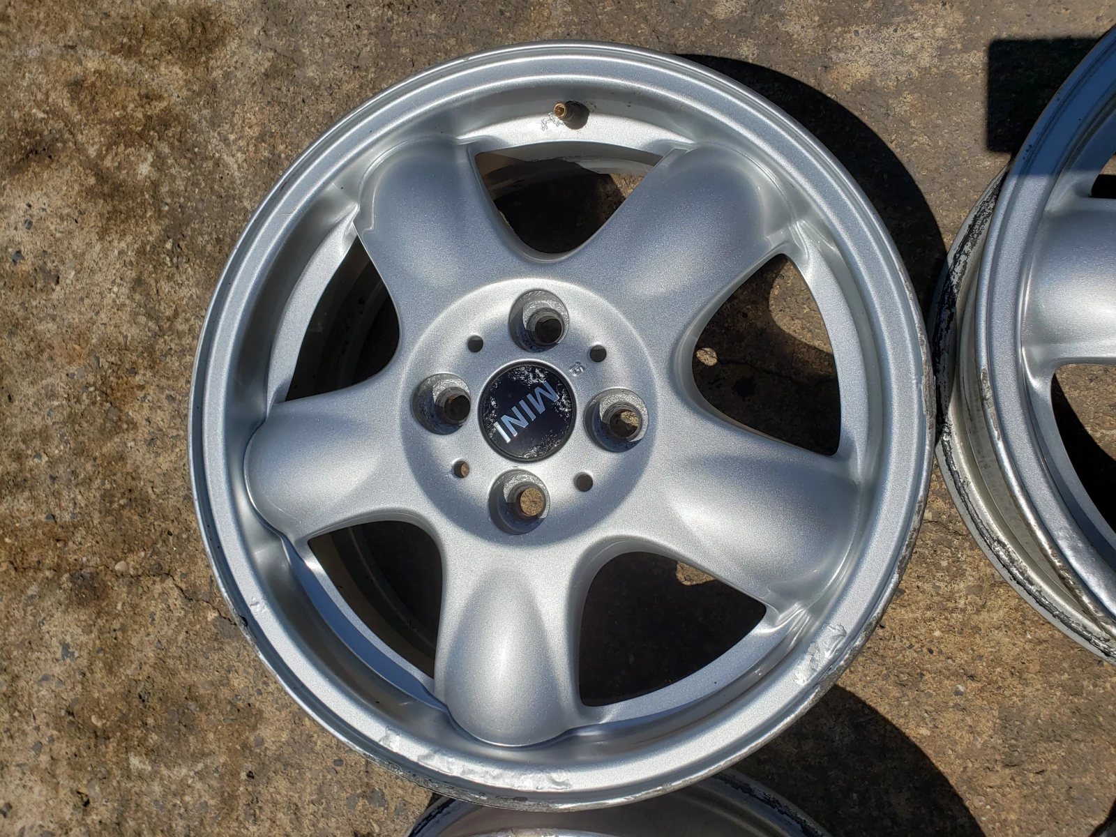 Джанти за Mini, снимка 7 - Гуми и джанти - 54700467