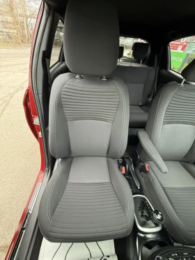 Toyota Yaris HYBRID BiTone 90000км, снимка 13