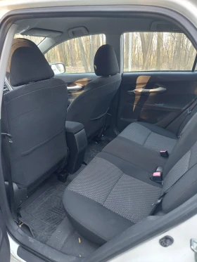 Toyota Auris, снимка 10
