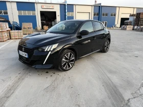Peugeot 208 GT - 77 000km., снимка 2