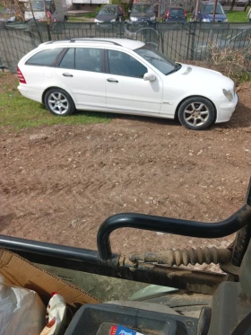 Mercedes-Benz 220, снимка 4