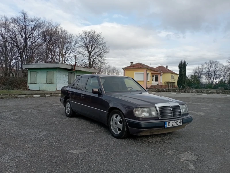 Mercedes-Benz 124 200Е, снимка 3 - Автомобили и джипове - 48479897