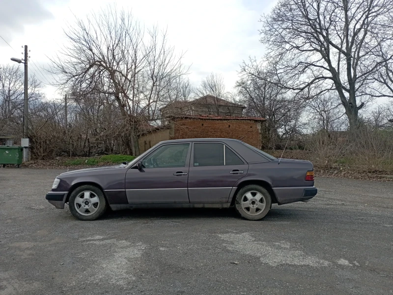 Mercedes-Benz 124 200Е, снимка 1 - Автомобили и джипове - 48479897