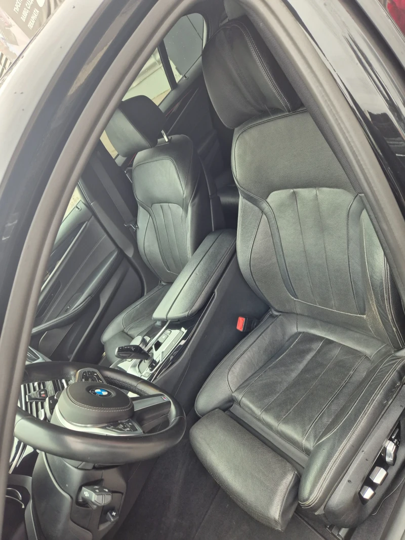 BMW 530 D Xdrive! M пакет! Harman! Вакум! Обдухване!, снимка 9 - Автомобили и джипове - 52353042