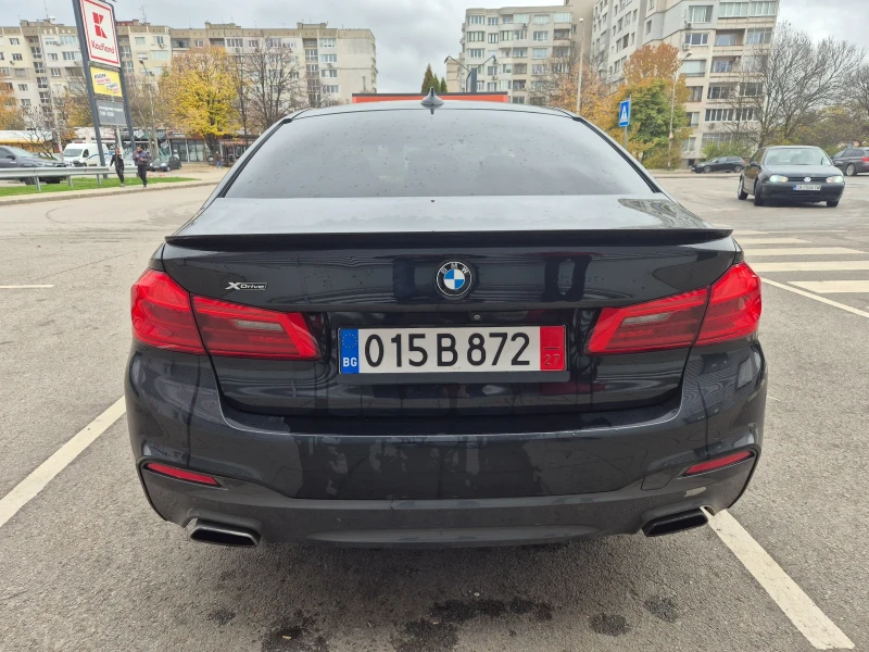 BMW 530 D Xdrive! M пакет! Harman! Вакум! Обдухване!, снимка 5 - Автомобили и джипове - 52353042