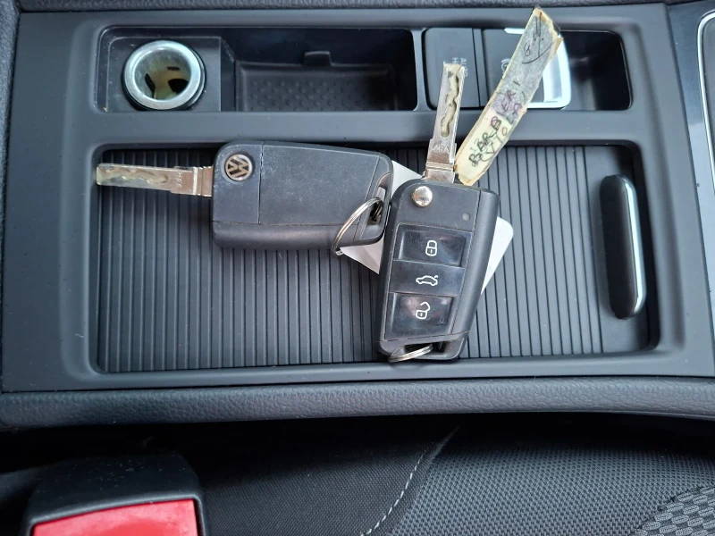 VW Golf 1, 6 tdi, снимка 16 - Автомобили и джипове - 52380886