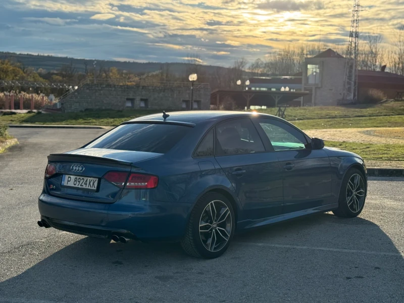 Audi A4 2.0 136hp, снимка 2 - Автомобили и джипове - 52541604