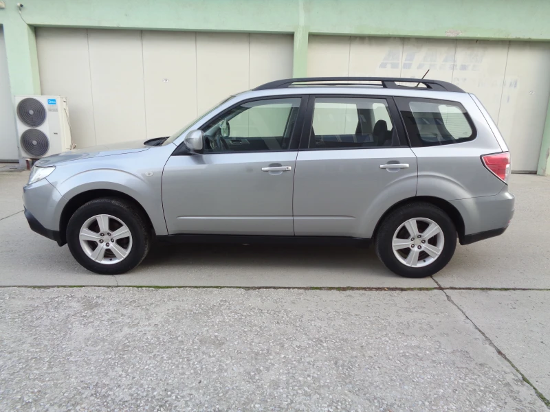 Subaru Forester 2.0i-150-4X4-GAS-BENZIN-PANORAMA-LIZING, снимка 8 - Автомобили и джипове - 52630225