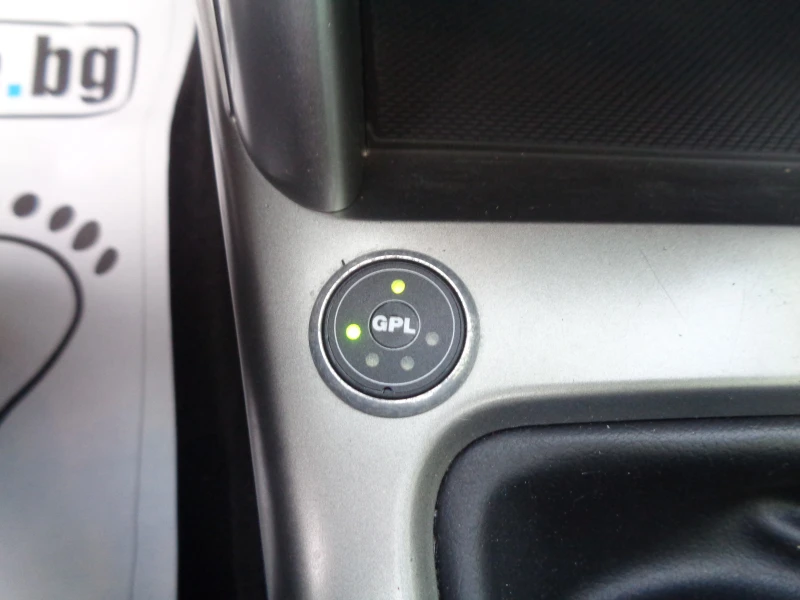 Subaru Forester 2.0i-150-4X4-GAS-BENZIN-PANORAMA-LIZING, снимка 16 - Автомобили и джипове - 52630225